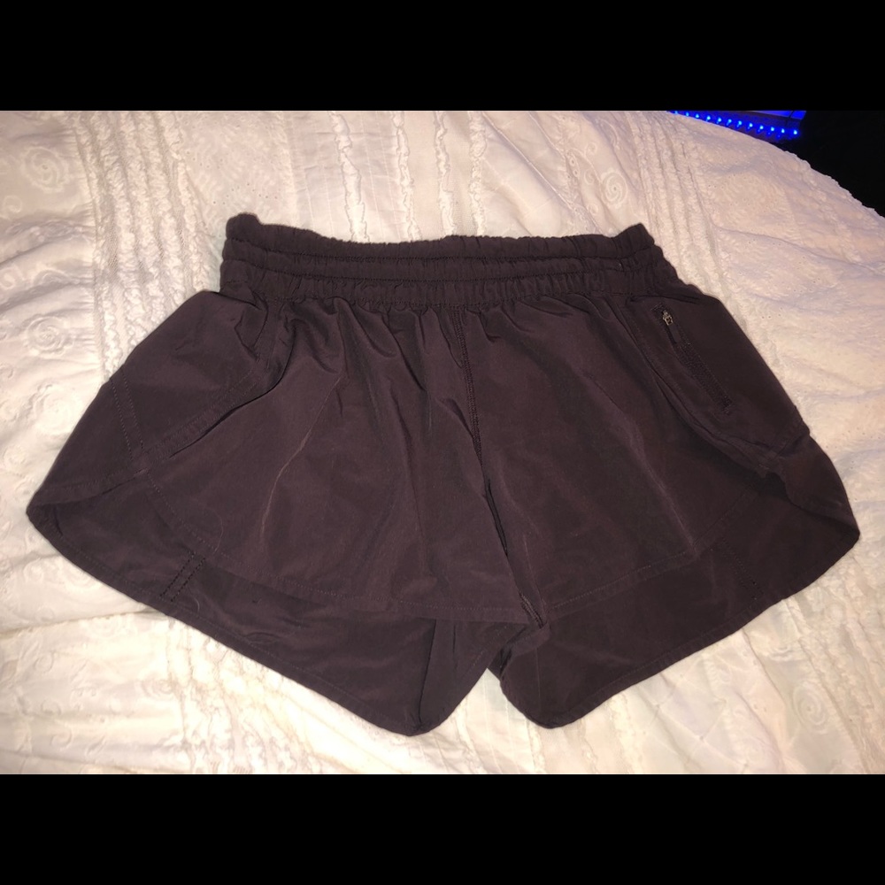 Lululemon tracker shorts